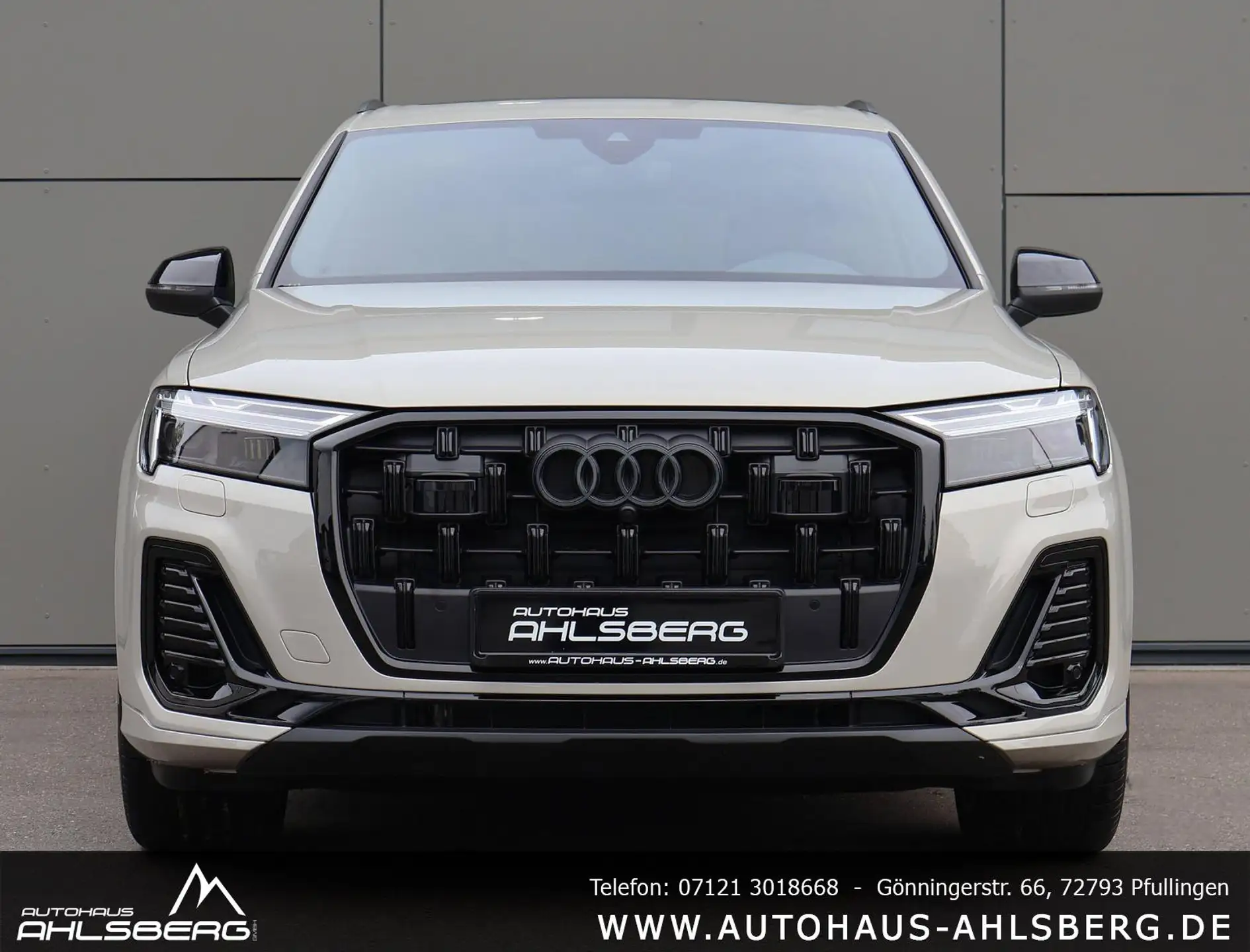 Audi Q7 2026 화이트 사진 2