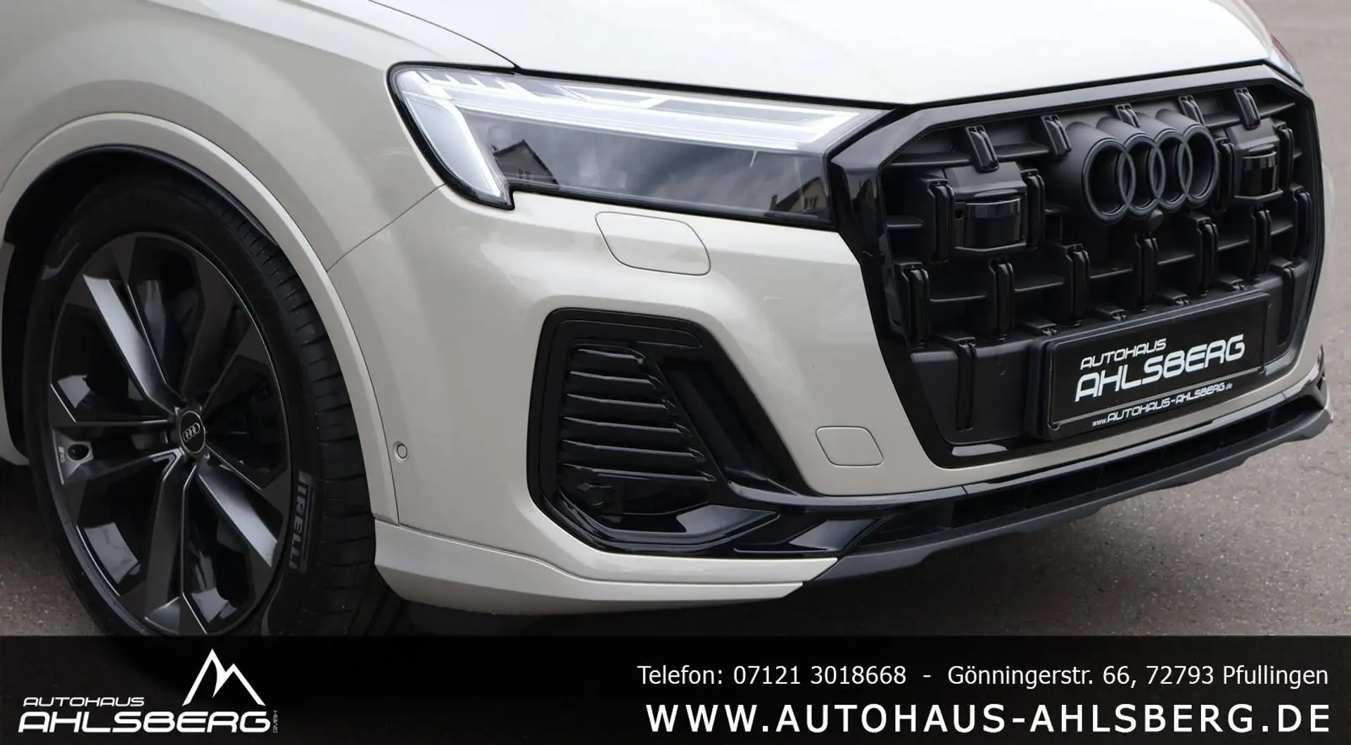 Audi Q7 2026 화이트 사진 4