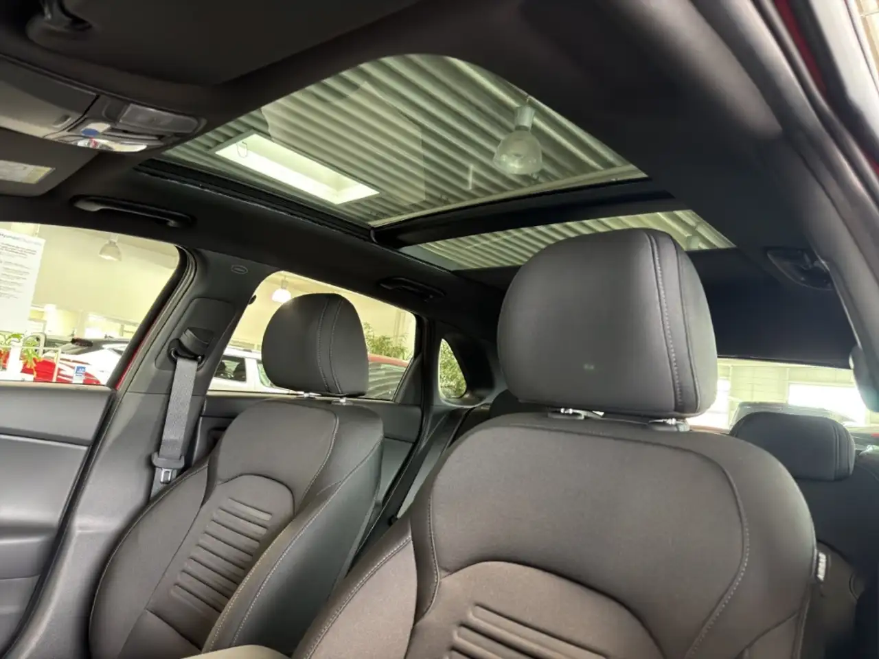 Hyundai i30 1.5 T-GDI ADVANTAGE PLUSPAKET PANO DIGI. COCKPIT C 25