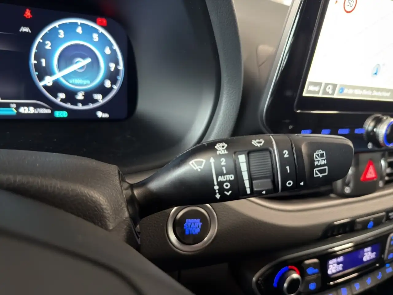 Hyundai i30 1.5 T-GDI ADVANTAGE PLUSPAKET PANO DIGI. COCKPIT C 18