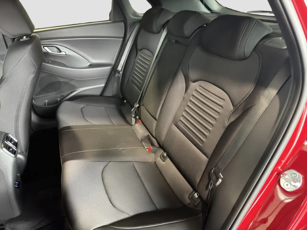 Hyundai i30 1.5 T-GDI ADVANTAGE PLUSPAKET PANO DIGI. COCKPIT C 9