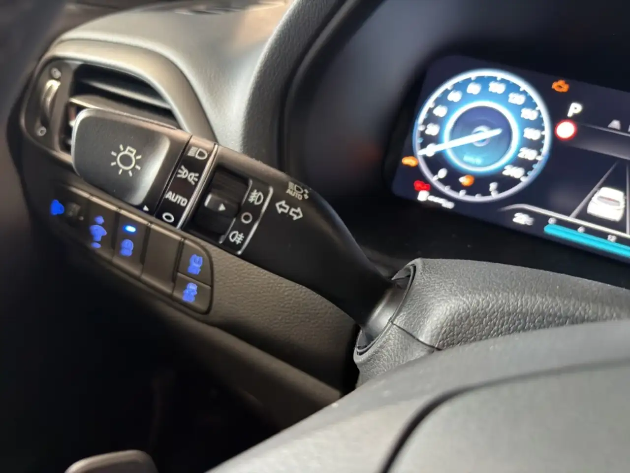 Hyundai i30 1.5 T-GDI ADVANTAGE PLUSPAKET PANO DIGI. COCKPIT C 17