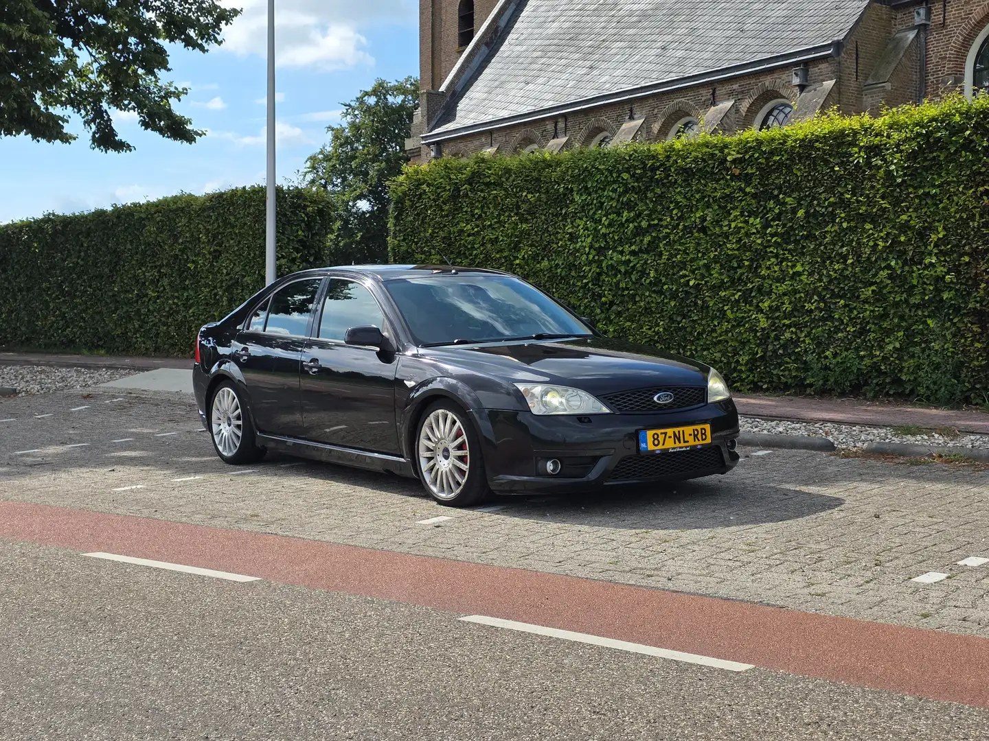 Ford Mondeo ST220 Zwart - 1