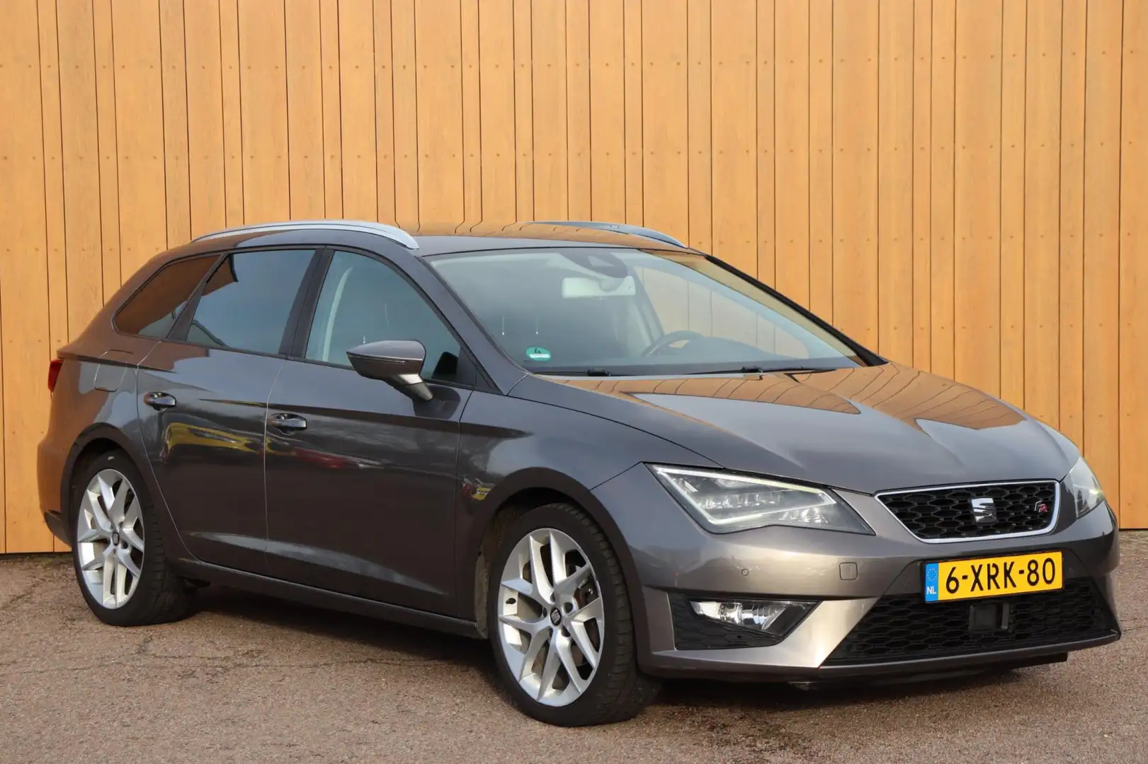 SEAT Leon ST 1.4 TSI ACT FR Dynamic org.NL schuifdak leer/al Grijs - 2