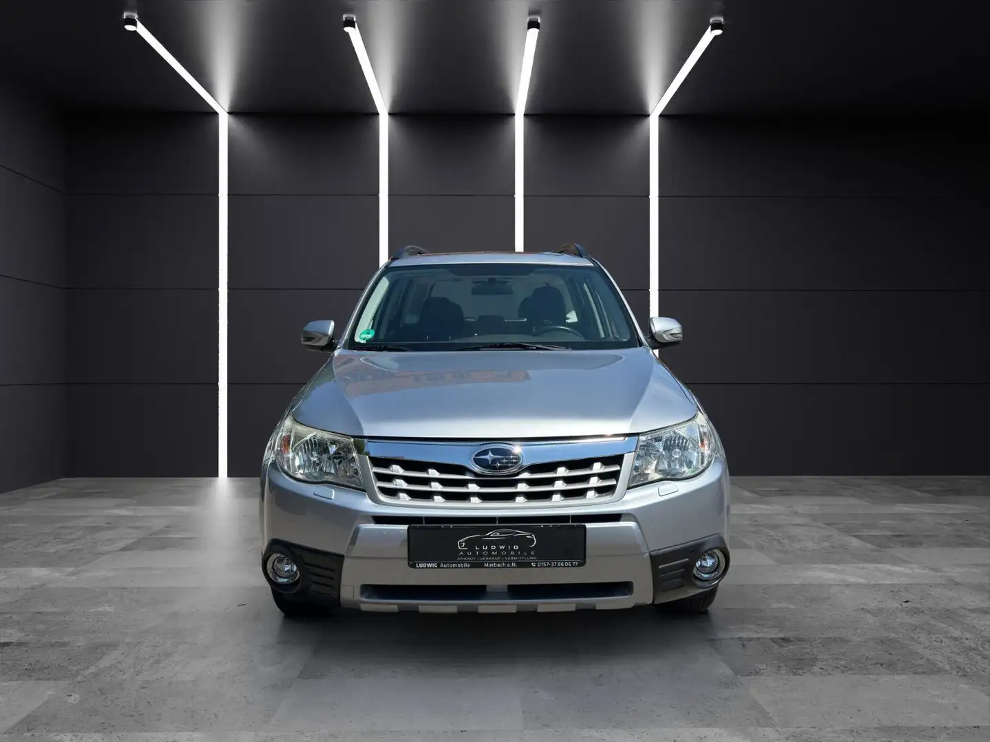 Subaru Forester Exclusive/ ALLRAD / PANO / KAMERA / AHK Silver - 2
