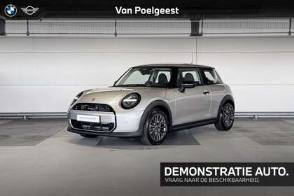 MINI Cooper 3-deurs 1.5 Cooper C Essential XS