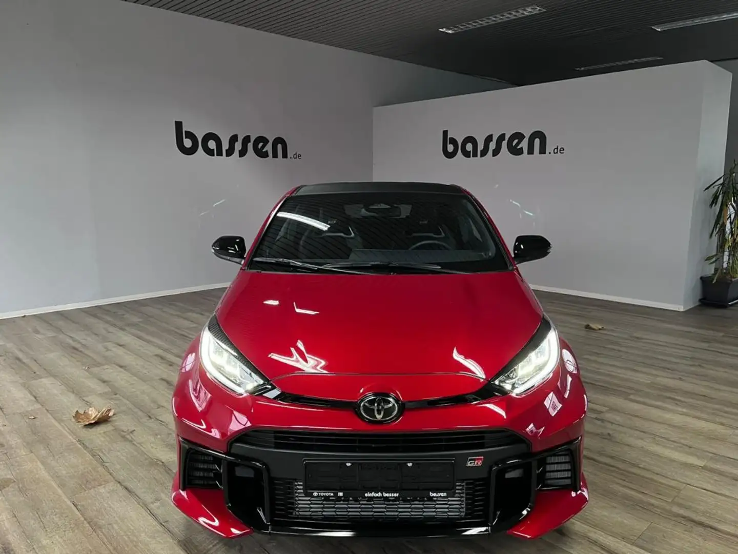 Toyota Yaris GR Automatik Rot - 1
