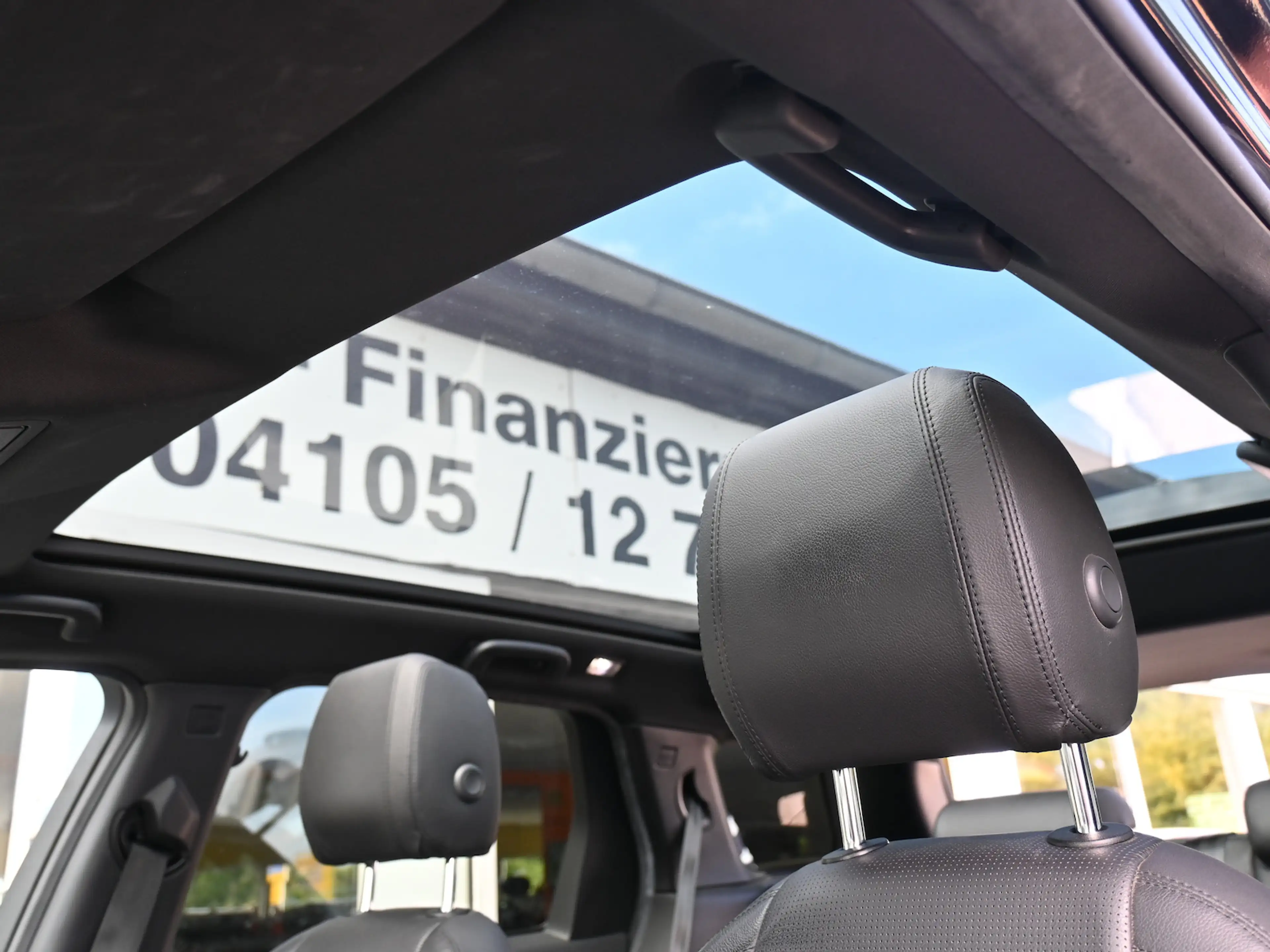Land Rover Discovery Sport HSE Aut Pano Navi Leder 1.Hand — photo 5