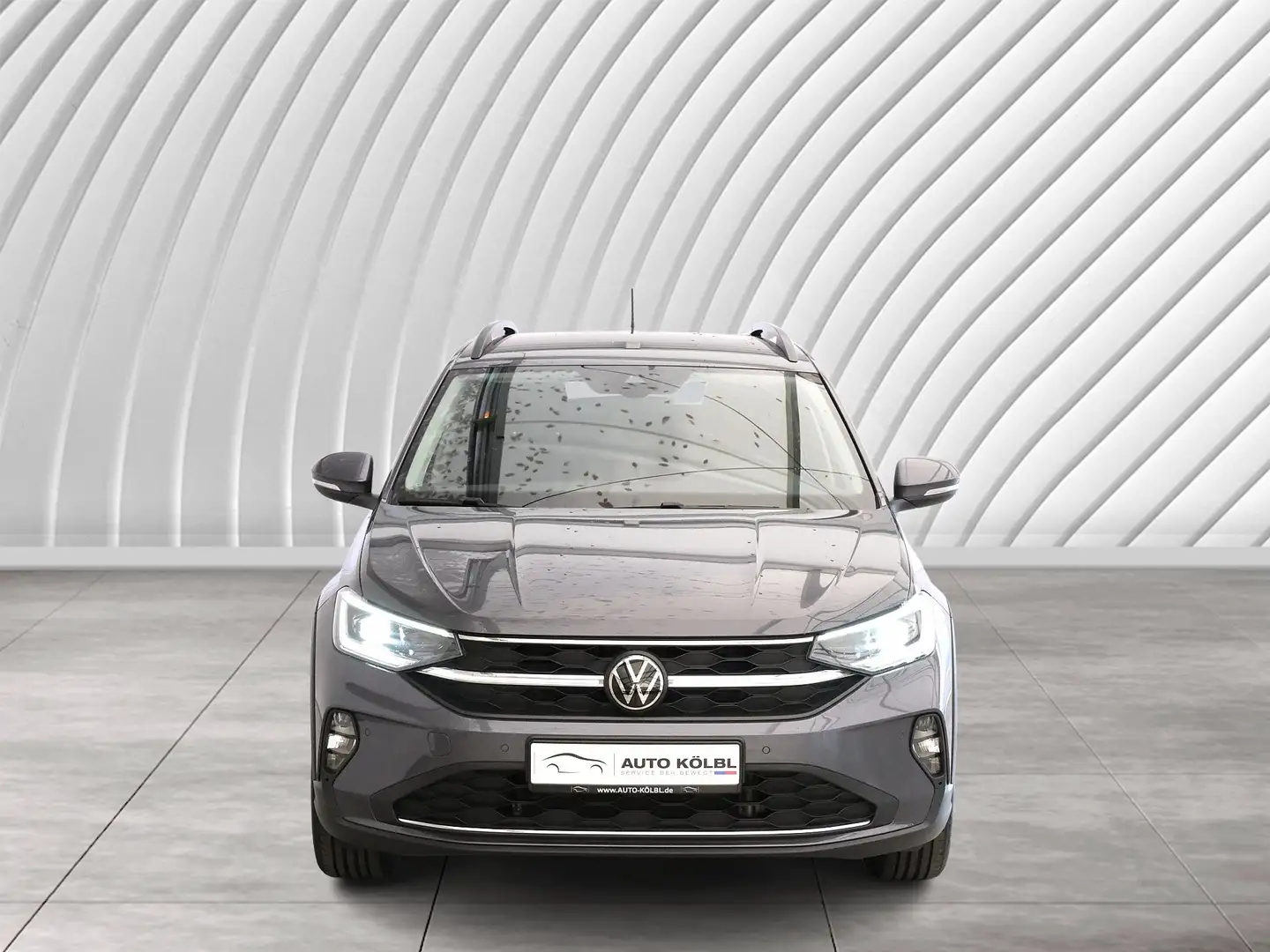 Volkswagen Taigo Life ACC RFK LED PDC V+H DAB Tempomat LM Grau - 2