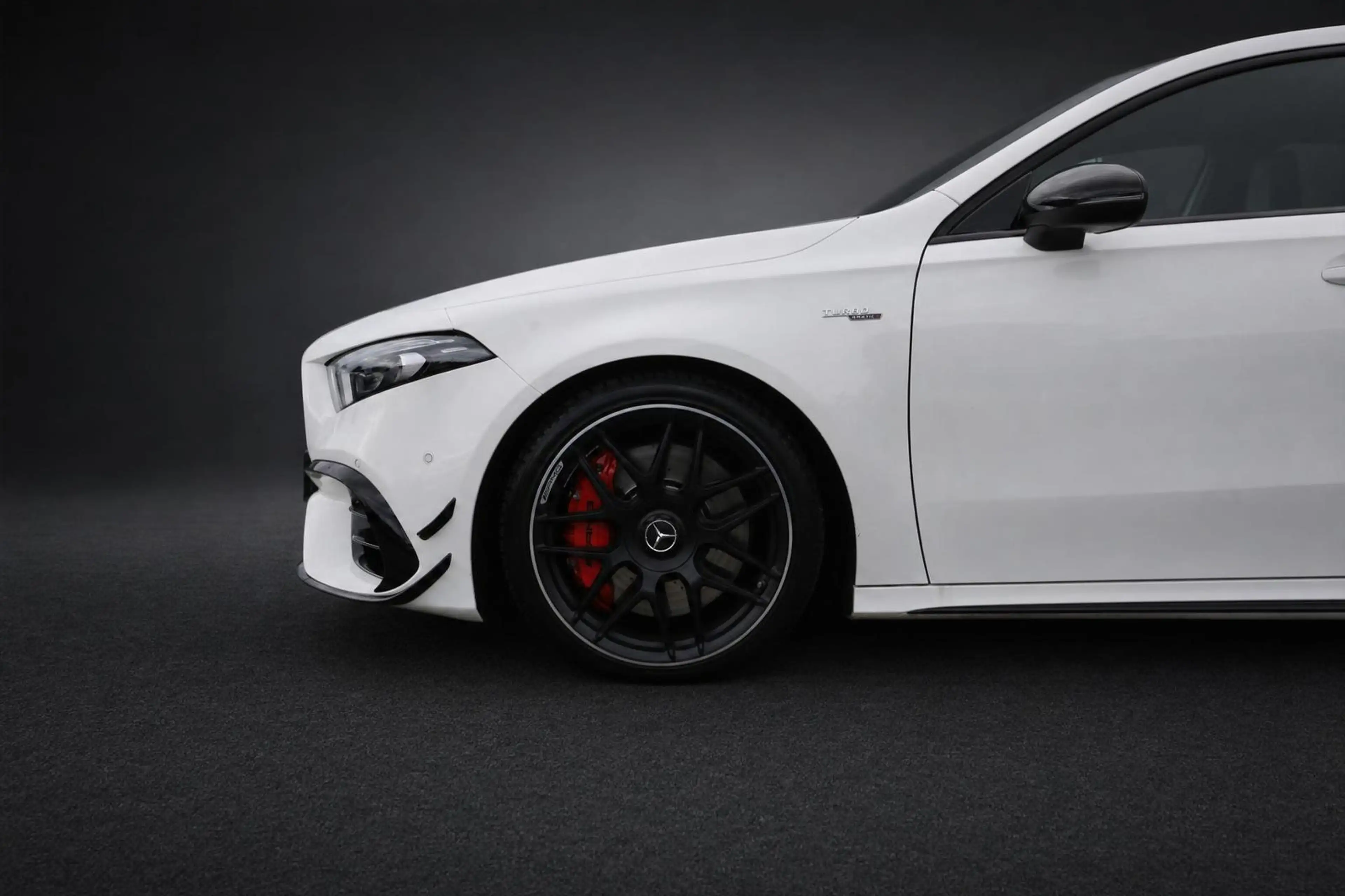 Mercedes-Benz A 45 AMG S AERO-PAKET*PERFORMANCE SITZ*PANO*DIST — photo 5