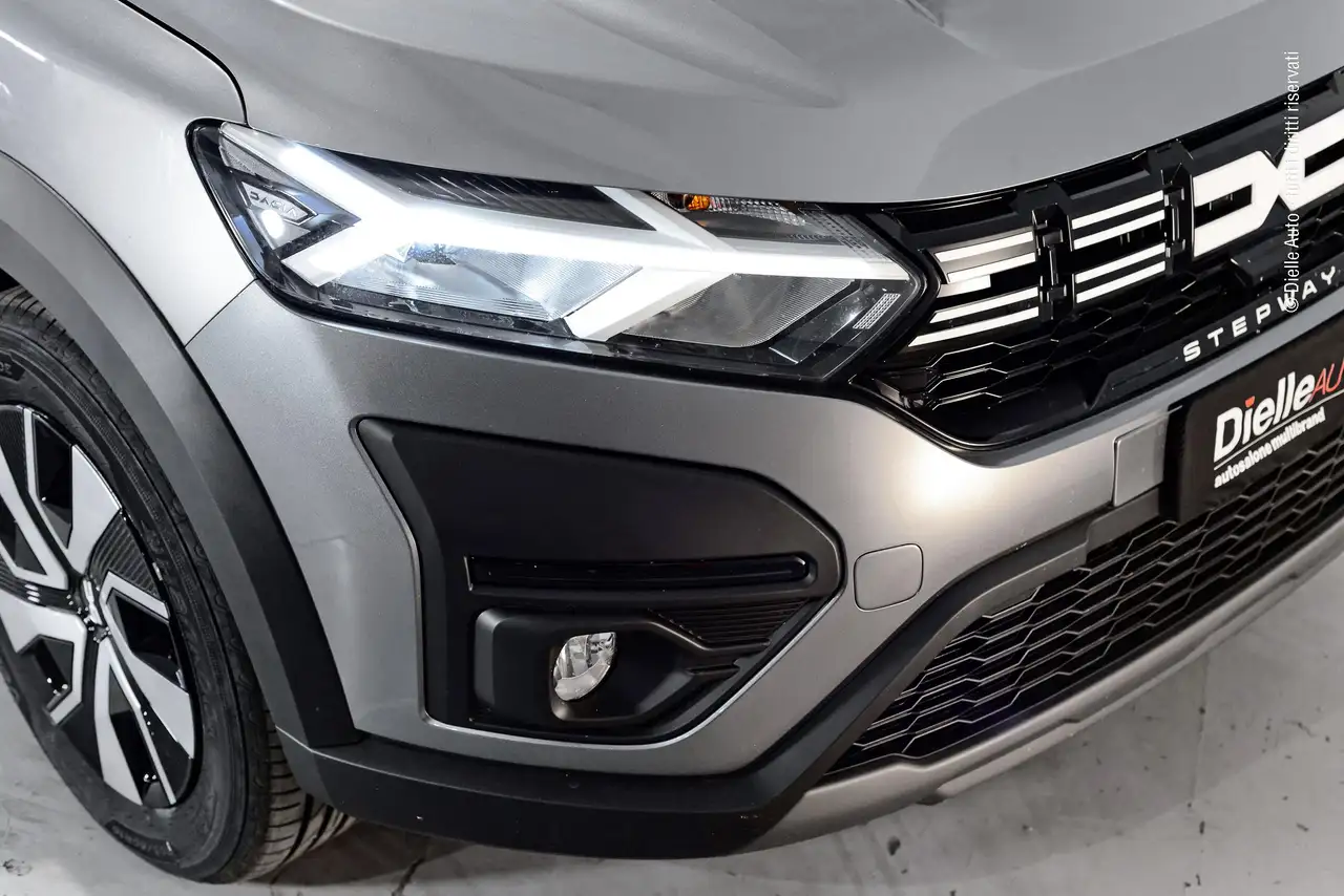 Dacia Sandero Sandero Stepway 1.0 tce Expression Eco-g 100cv 6
