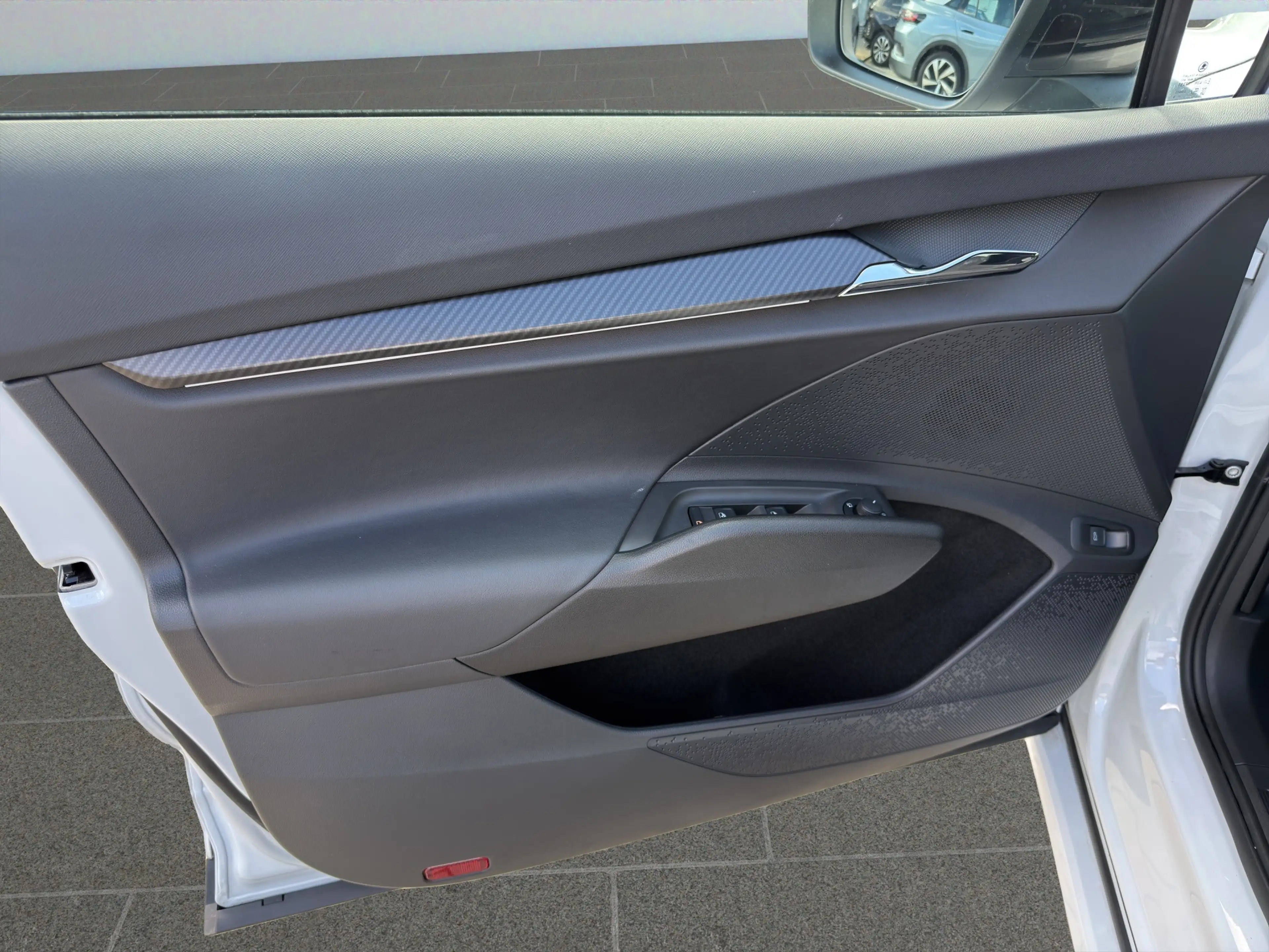 Skoda Enyaq 80 X Sportline AHK ACC Mtrx LM21 HUD 360 — photo 10
