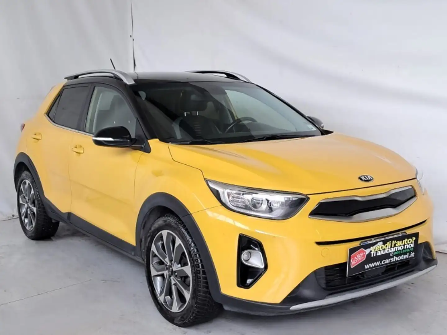Kia Stonic 1.6 CRDi 110 CV Energy Geel - 2