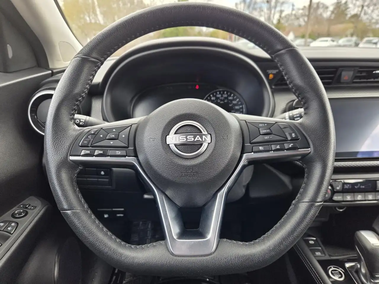 Nissan Kicks снимка Nissan Kicks