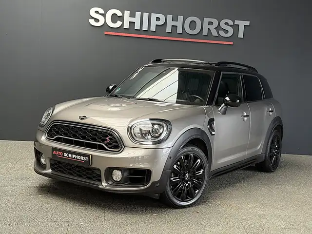 MINI Cooper S Countryman Cooper S 2.0 192 pk Mini Head-up/Panoramadak/trekh