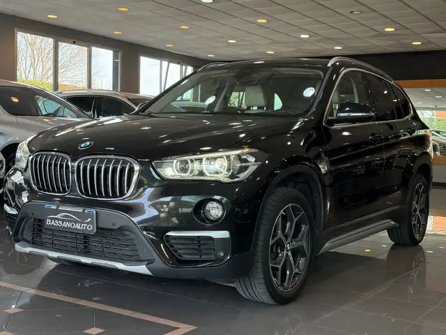 BMW X1 Sdrive18d xLine auto 2019 auto !!
