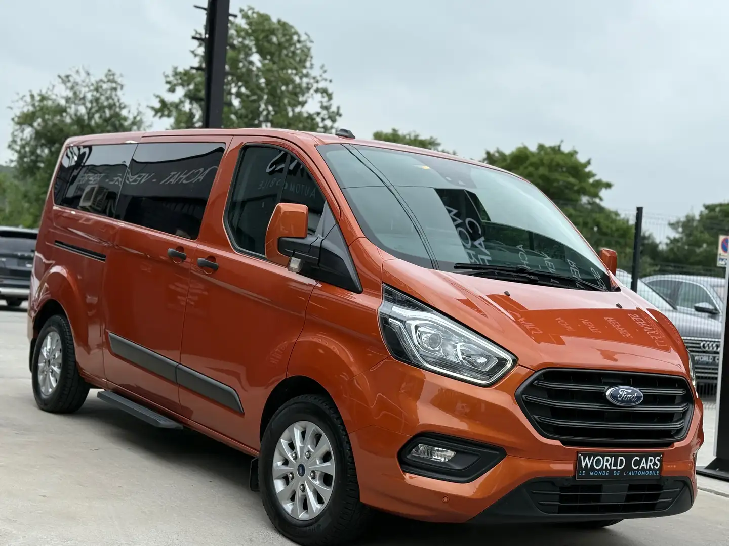 Ford Transit Custom 2.0 TDCi L2H1 9PLACES / CAMERA/ LINE ASS./ FULL OP Portocaliu - 2