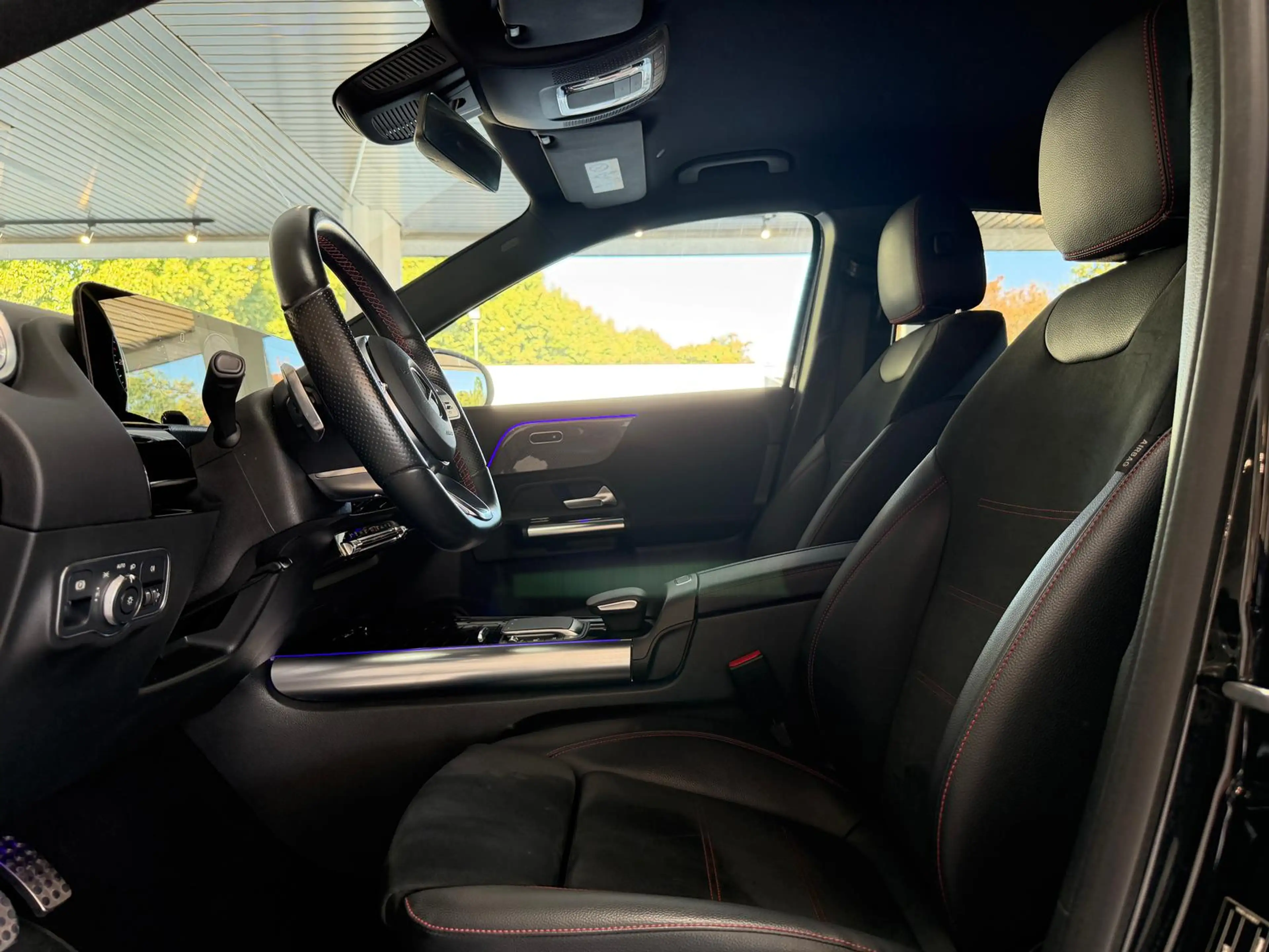 Mercedes-Benz GLA 250 e 3x AMG SPORT*MBUX*WIDE*KEY*STNDH*360°K — photo 11