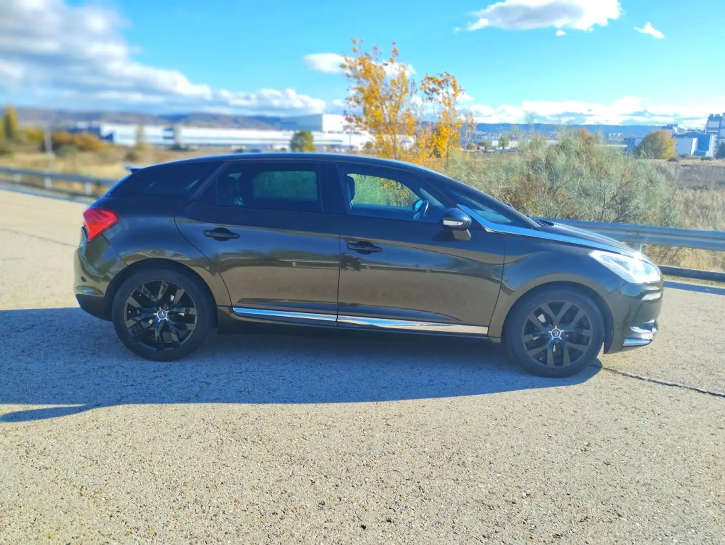 DS Automobiles DS 5 1.6BlueHDi S&S Desire EAT6 120 Vert - 2