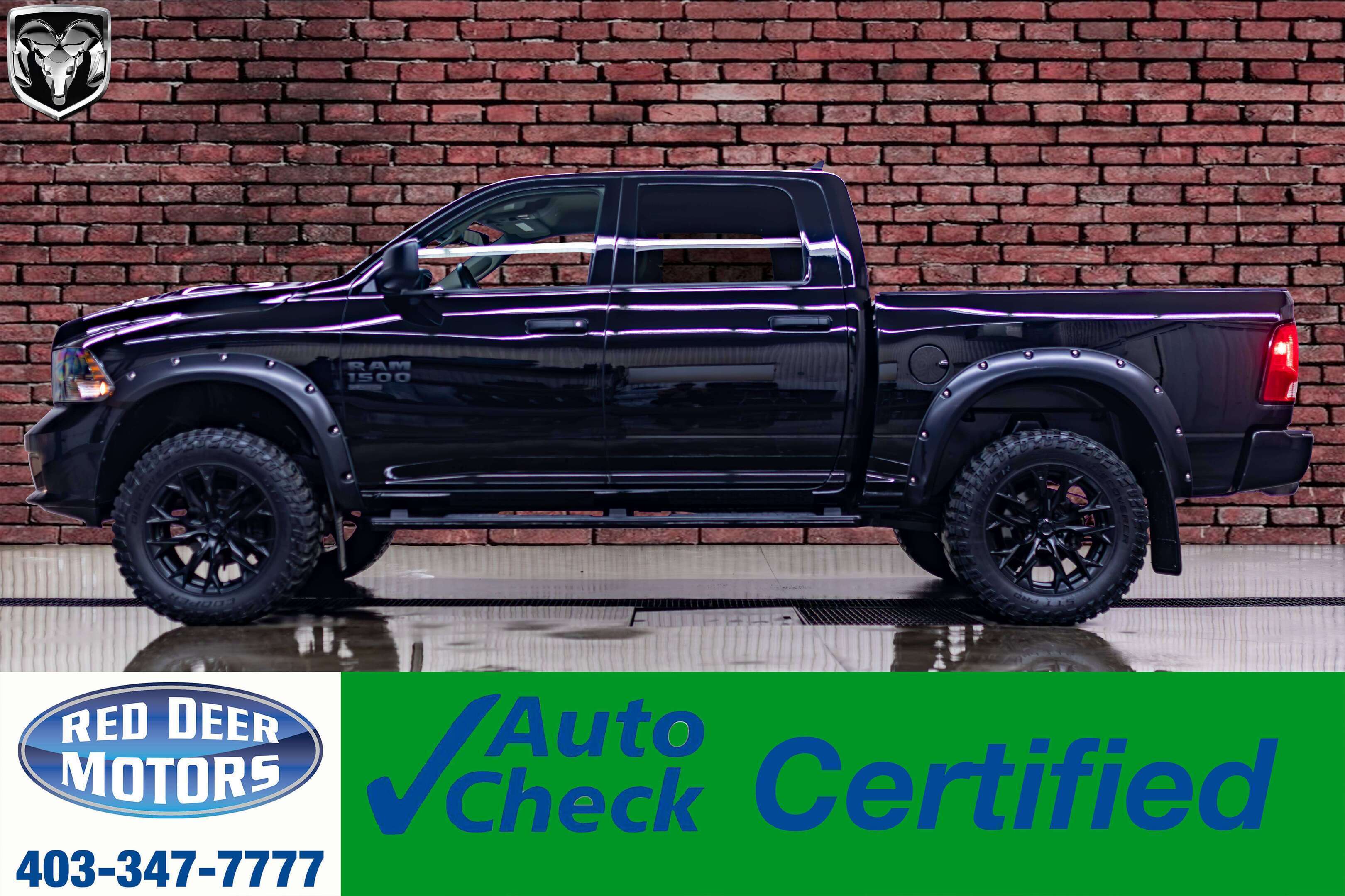 2023 RAM 1500 Classic 4x4 Crew Cab Express Leather BCam