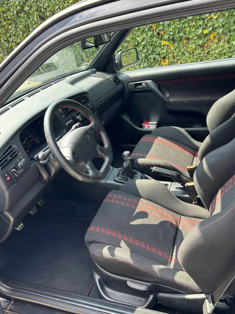 Volkswagen Golf Golf 2.8 VR6 Noir - 2