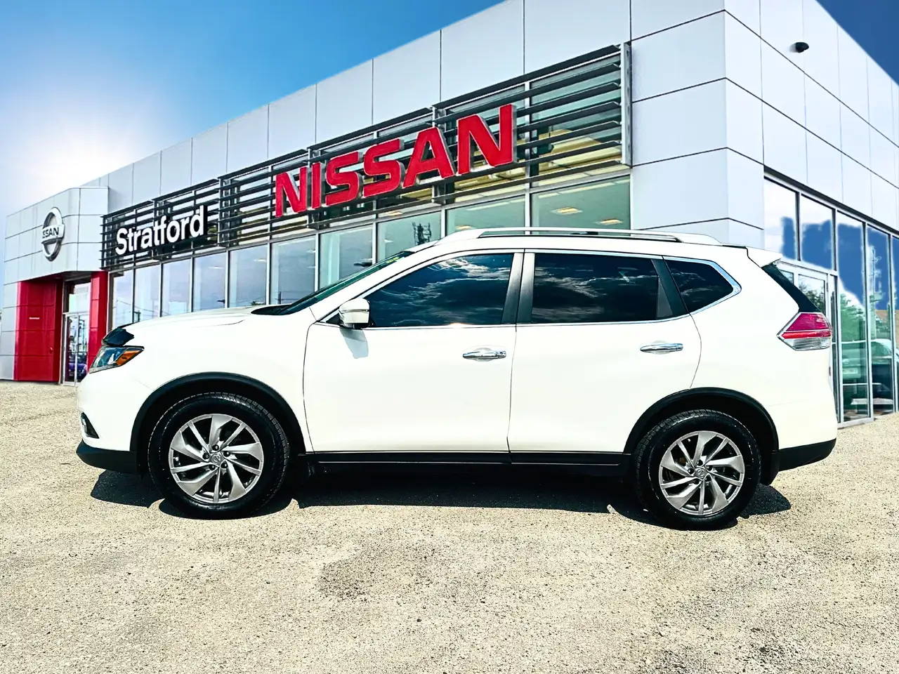 Nissan Rogue fotografie Nissan Rogue
