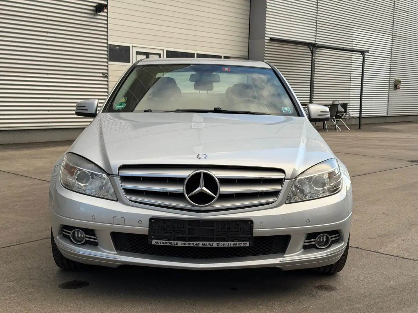 Mercedes-Benz C 180 C Limousine C 180 CGI BlueEfficiency Silber - 2