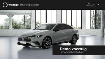 250+ Launch Edition 85 kWh | Night | Panoramadak |