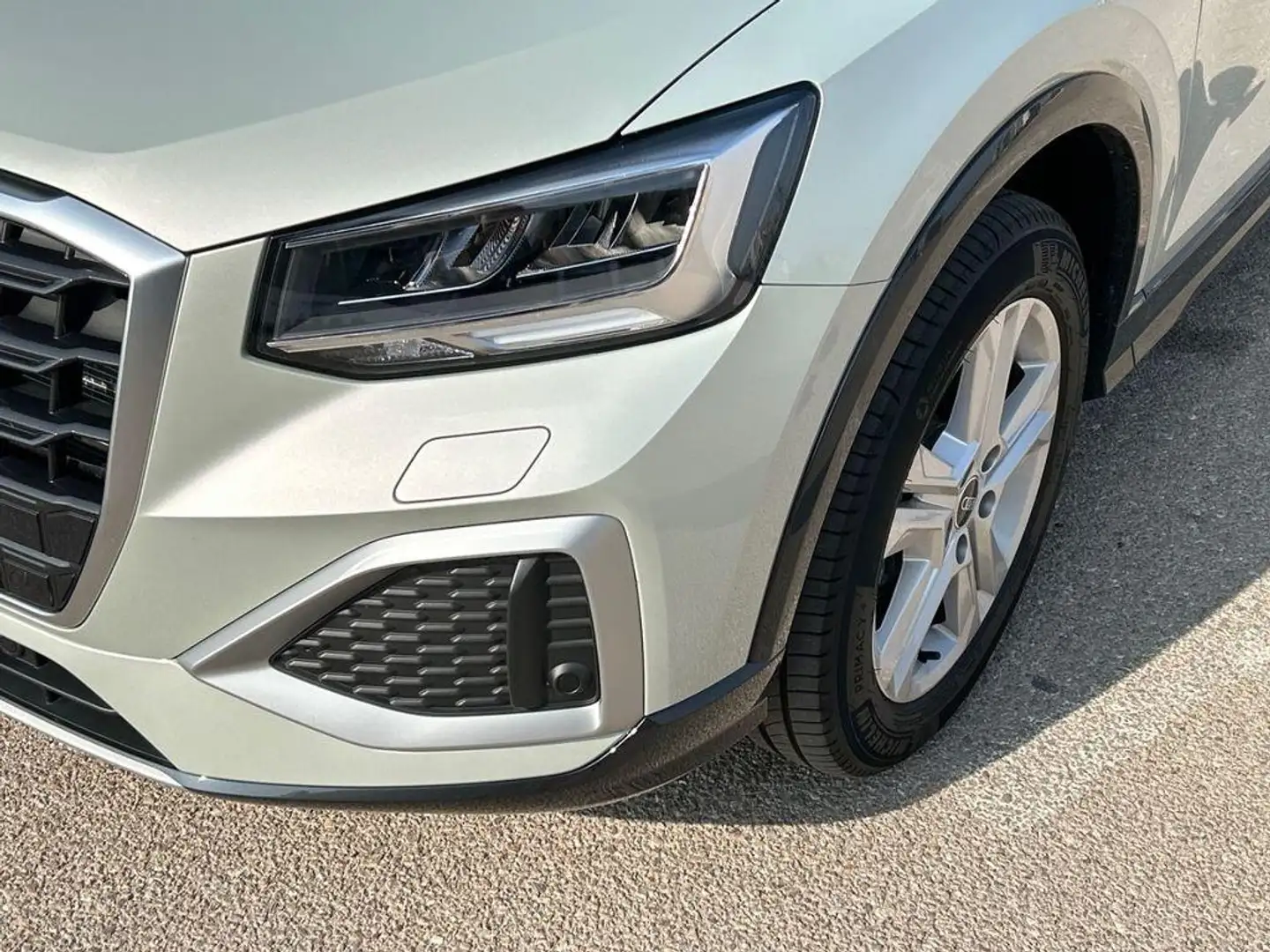 Audi Q2 30 TFSI Advanced 85kW Zilver - 2