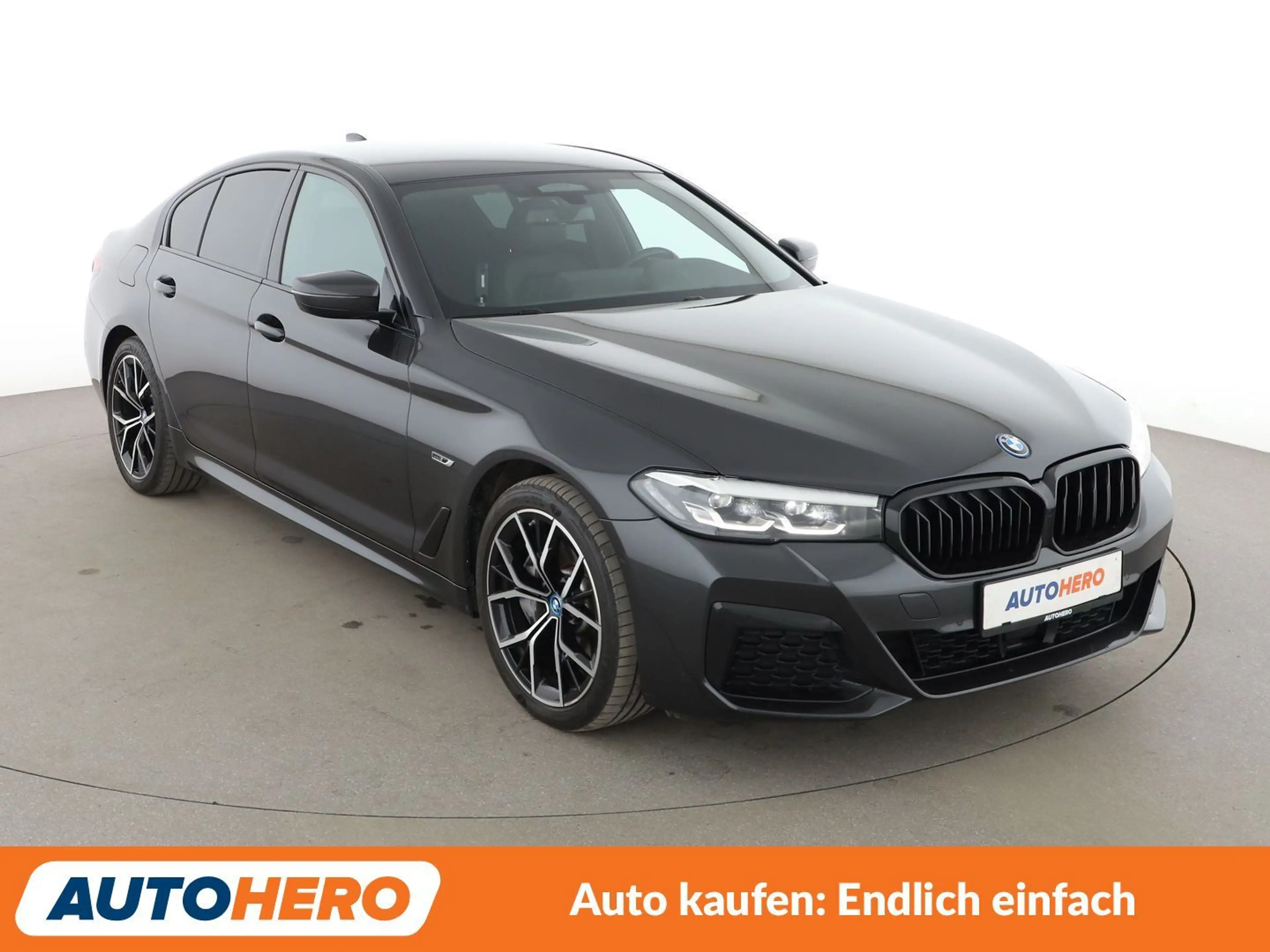 BMW 545 545e xDrive M Sport Aut.*NAVI*LED*ACC*CAM*SHZ*AHK* — photo 8