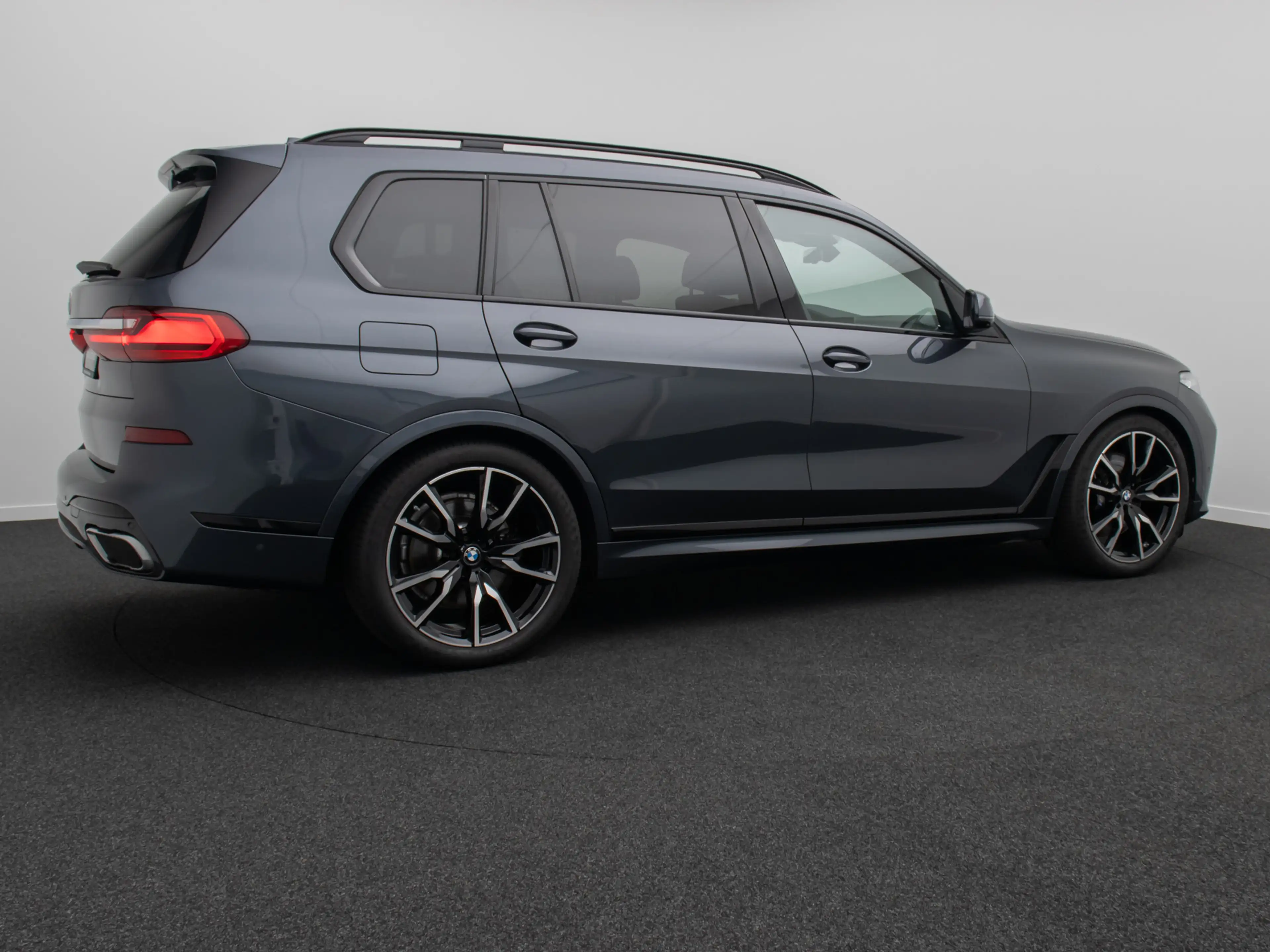 BMW X7 MSport NightVis 360°Laser SkyLounge 22 — photo 6