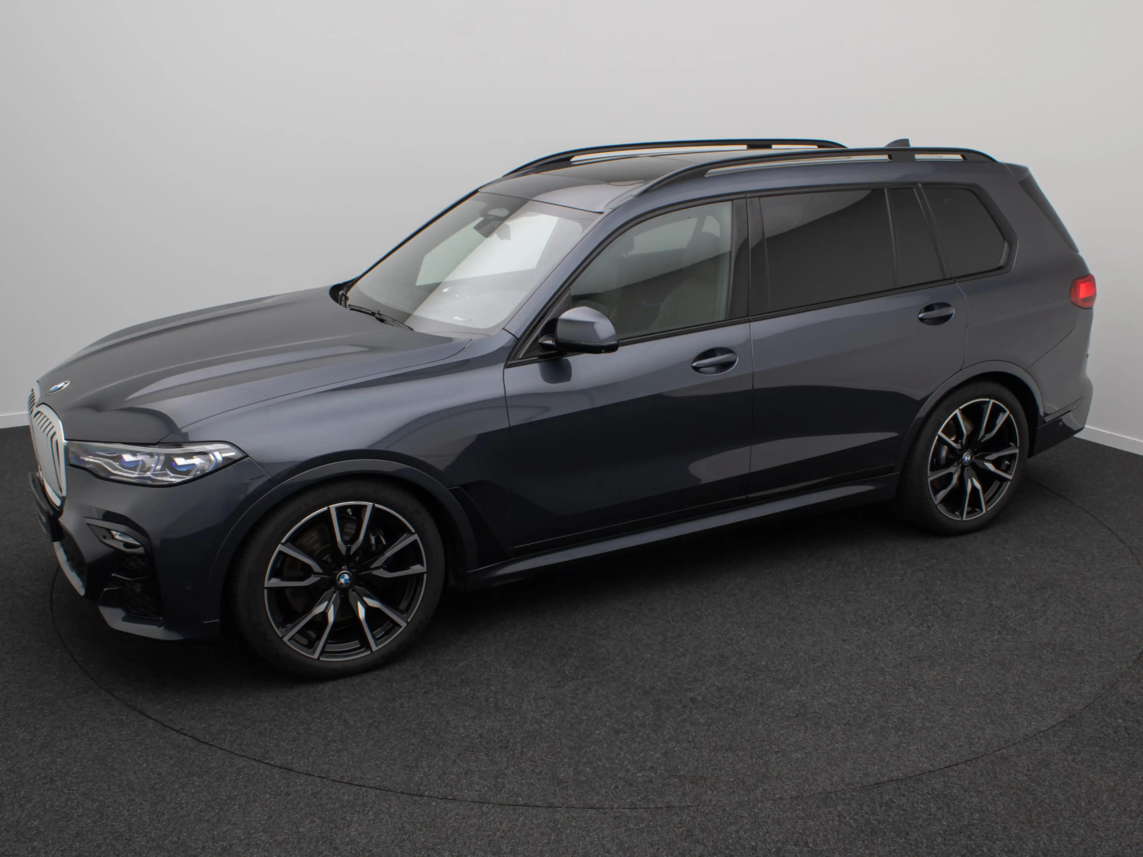 BMW X7 MSport NightVis 360°Laser SkyLounge 22 — photo 12