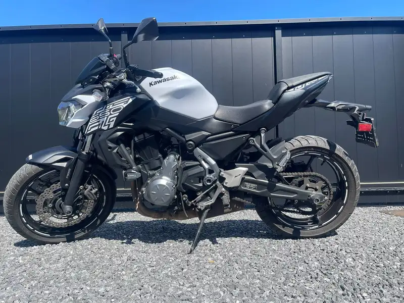 Kawasaki Z650 - foto 3