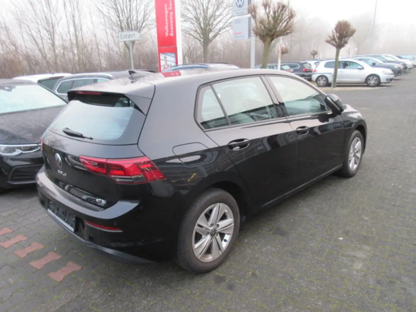 Volkswagen Golf Life 1.5 eTSI DSG NAVI PANO LED eSITZ ACC ALU APS SITZH Schwarz - 2