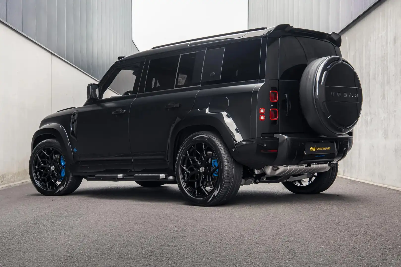 Land Rover Defender P400e 110 S Urban Widebody Full Kit + Retrofit Pan Noir - 2