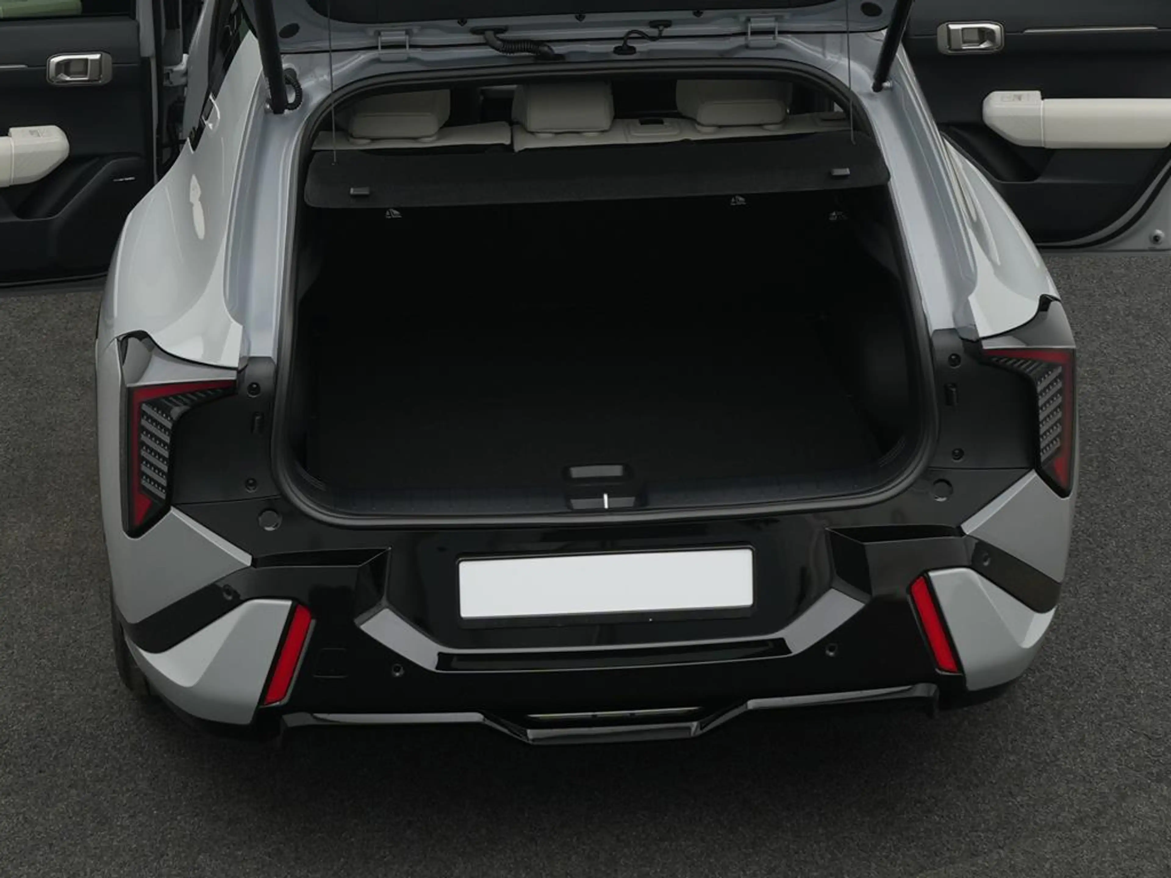 Kia EV4 81 GT-Line+DWP+COM+CON+PANO — photo 8