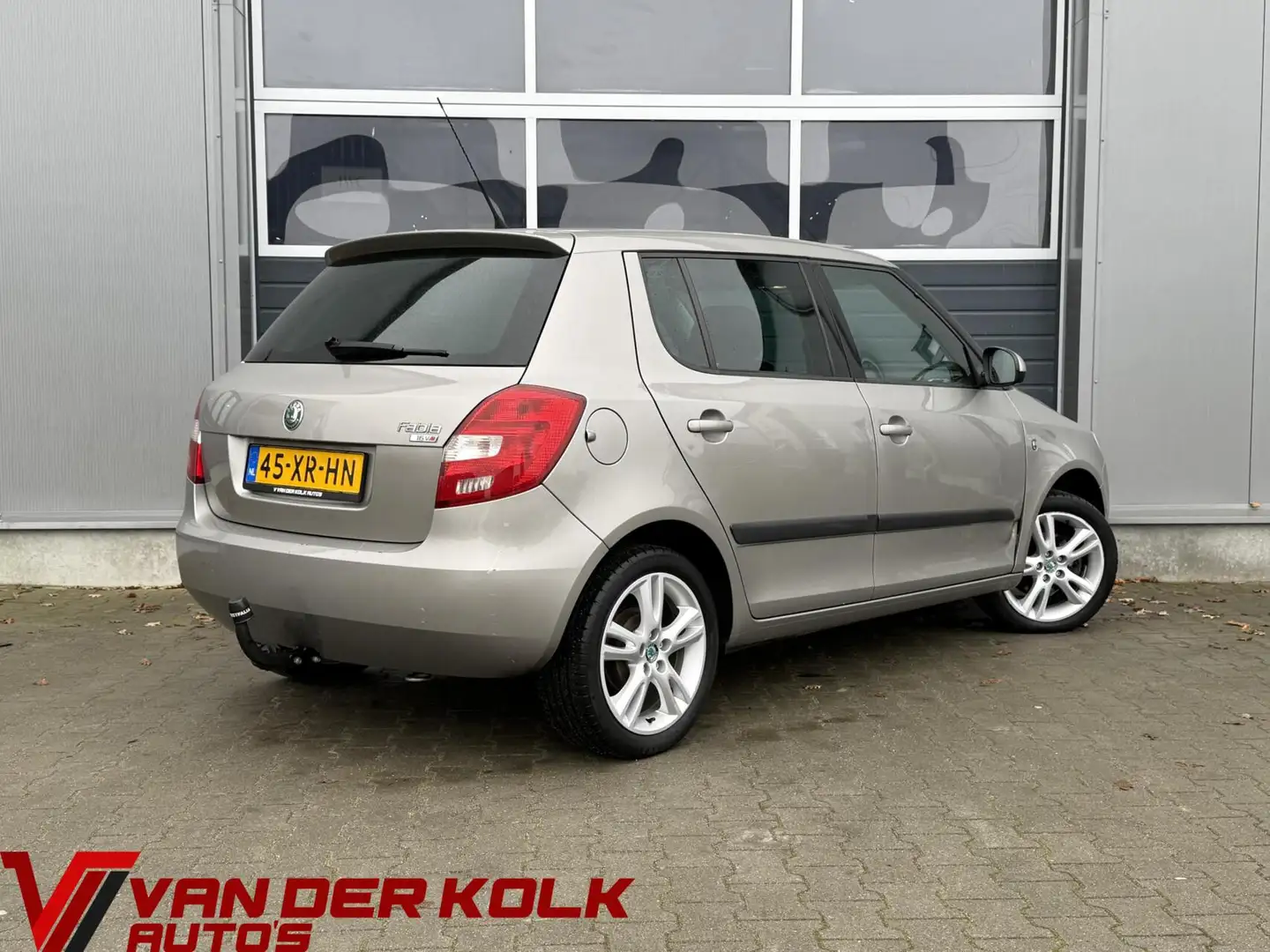 Skoda Fabia 1.6-16V Elegance Cruise Climate Lichtmetaal Trekha Beige - 2