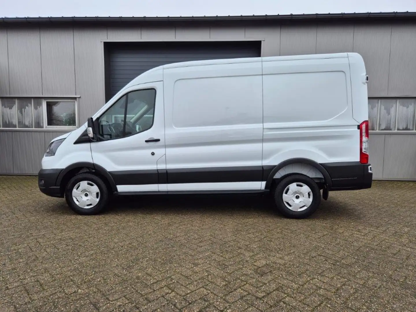 Ford Transit L2H2 2.0 TDCi 350 Trend Navi*AHK*Kamera Weiß - 1