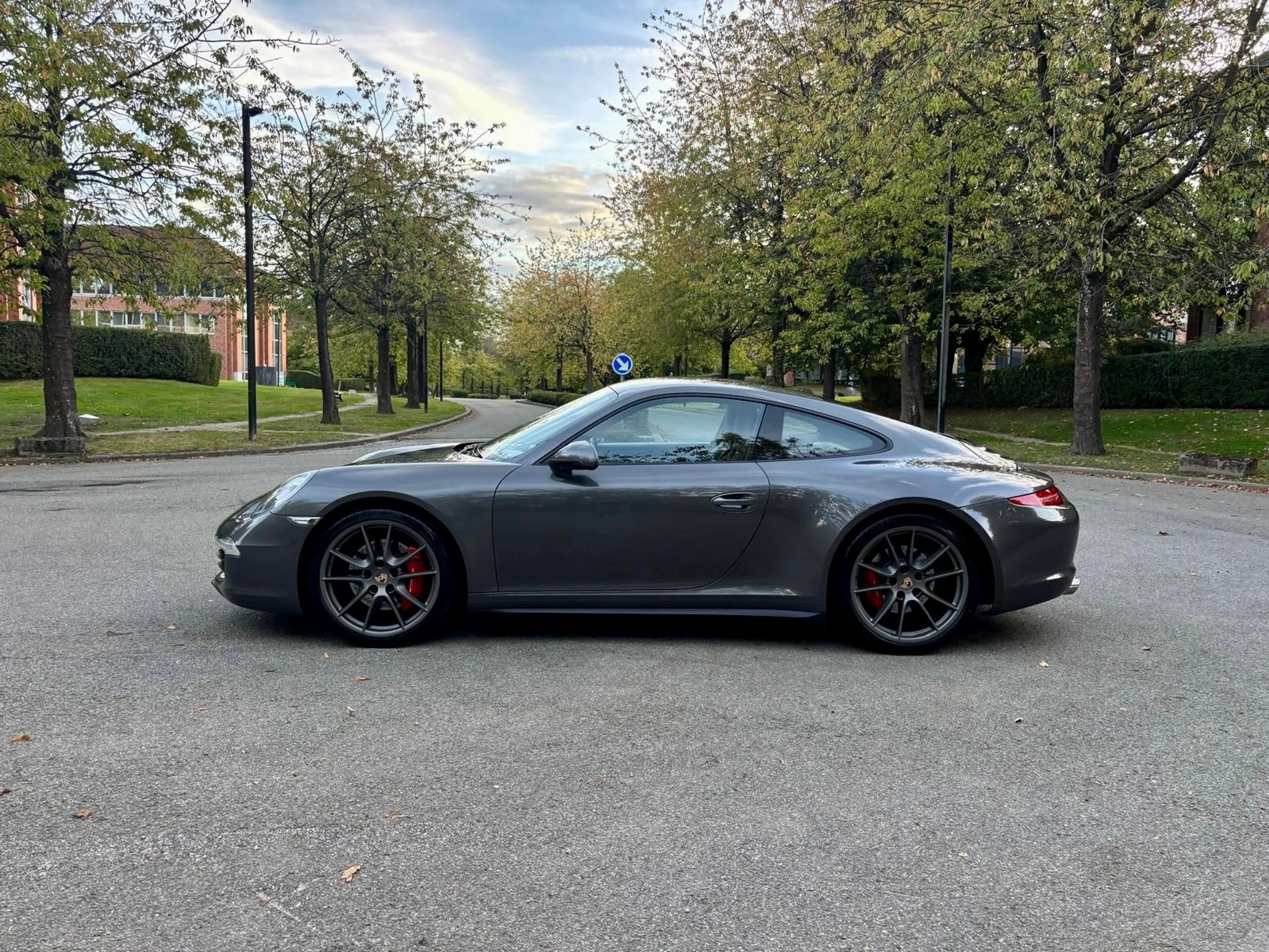 Porsche 991 / 911 Carrera 4S 3.8i Coupé PDK ****** 1ST PAINT - JUST SERVICED ***