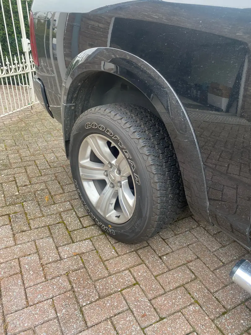 Dodge RAM 5.7 Nero - 1