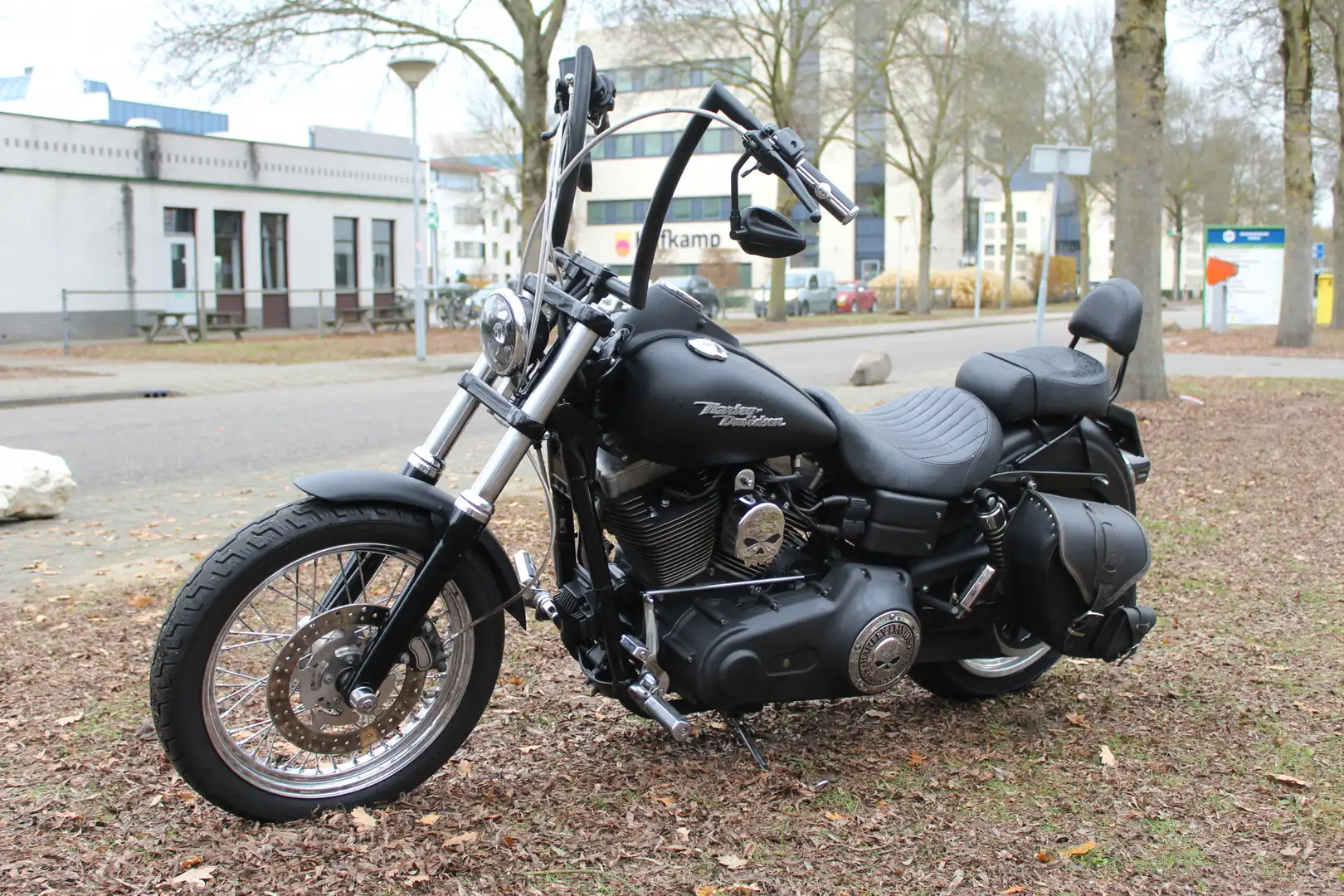 Harley-Davidson Dyna Fat Bob FXD-B Dyna Fat-Bob Noir - 2