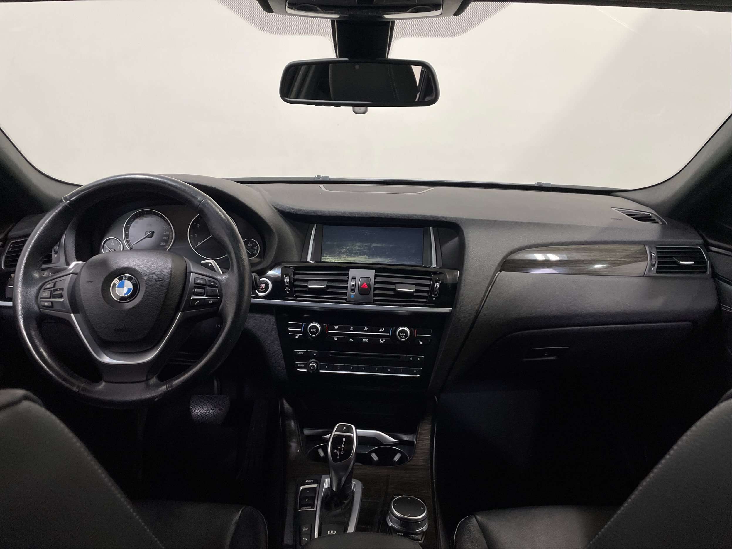 2017 BMW X4 xDrive28i Mags Cuir Toit GPS Sièges chauffants — снимка 1
