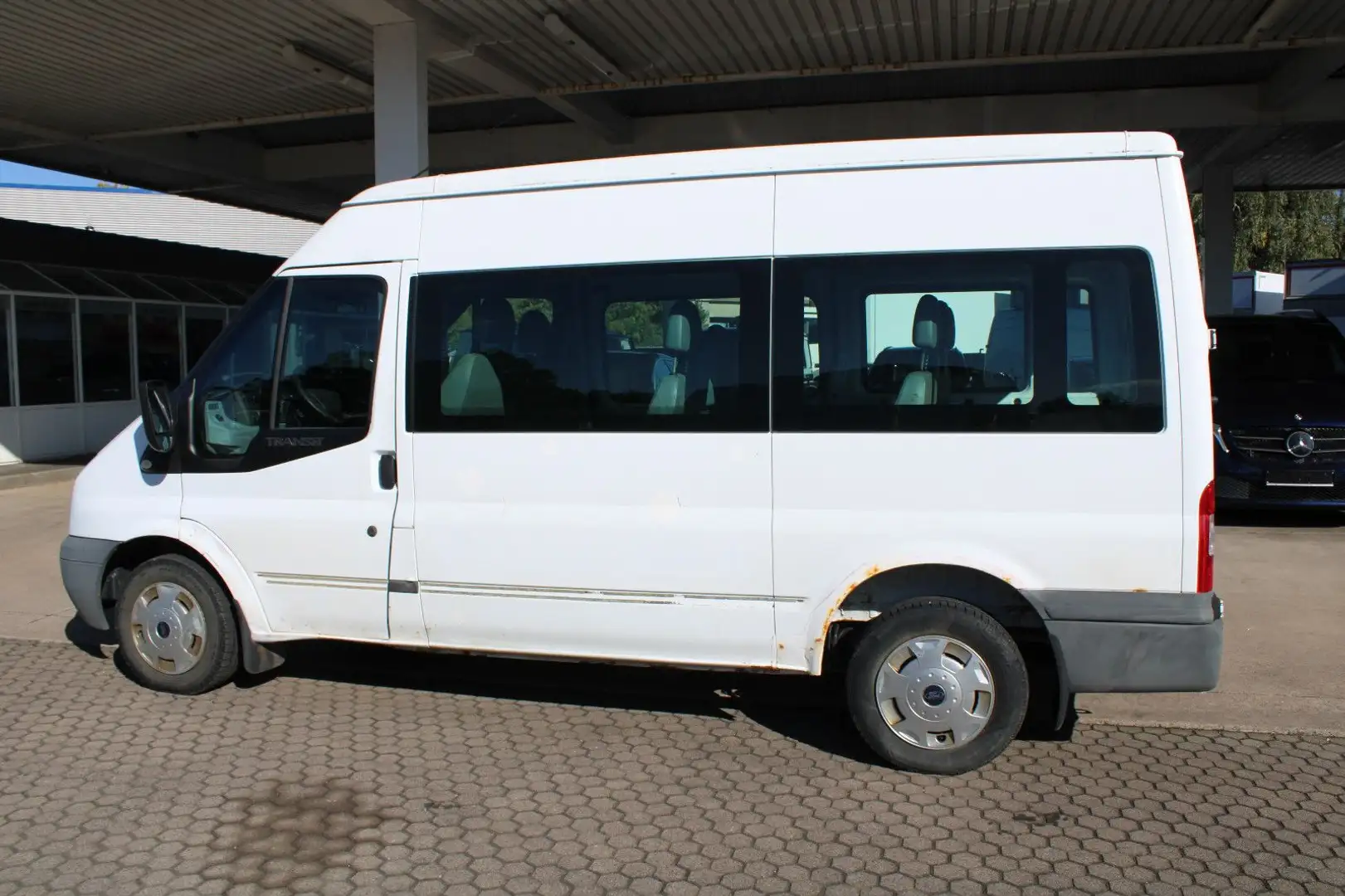 Ford Transit Kombi FT 300 M Trend-Klima, 9-Sitze Blanc - 2