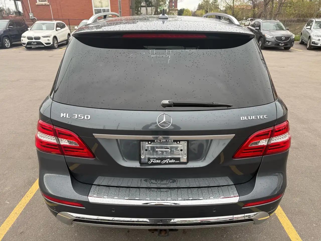 Mercedes-Benz M-Class снимка Mercedes-Benz M-Class