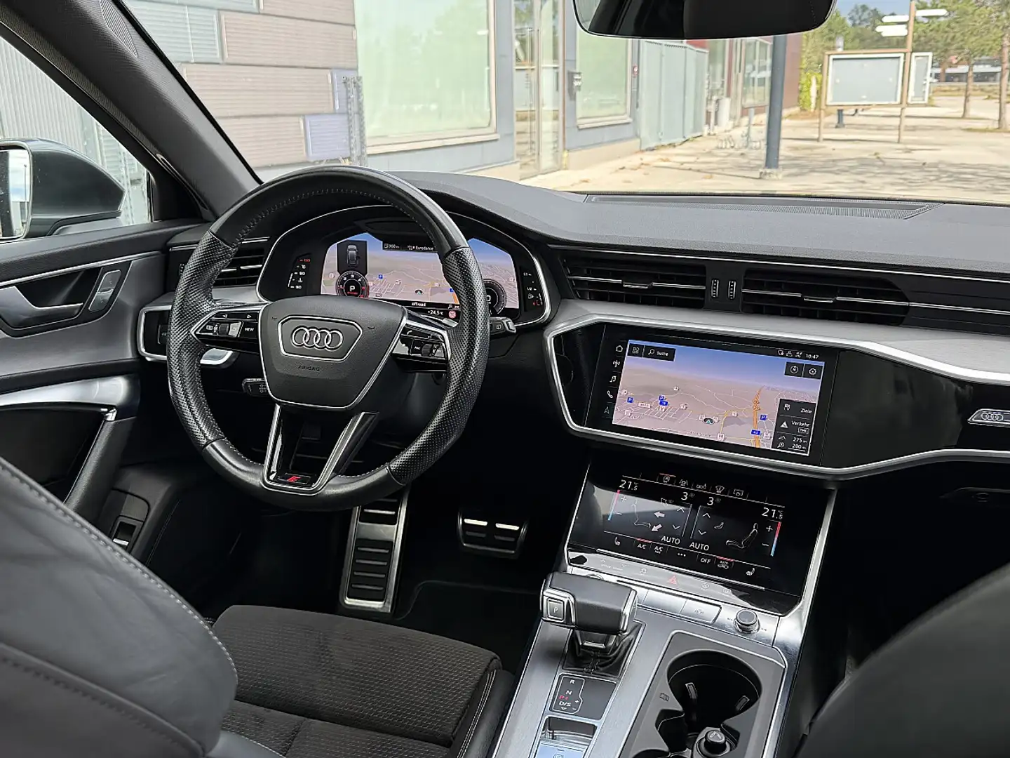 Audi A6 40 2.0 TDI // S-LINE // PANORAMA // HEAD-UP Grau - 2