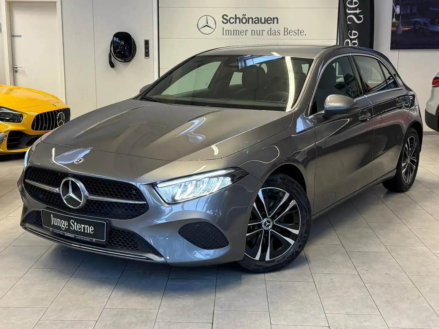 Mercedes-Benz A 180 Kompaktlimousine PROGRESSIVE ADV.+VOLLDIGI Grau - 1