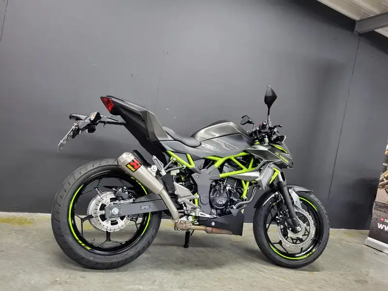 Kawasaki Z 125 - foto 3