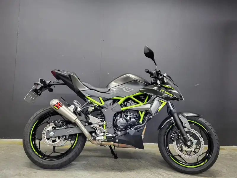 Kawasaki Z 125 - foto 2