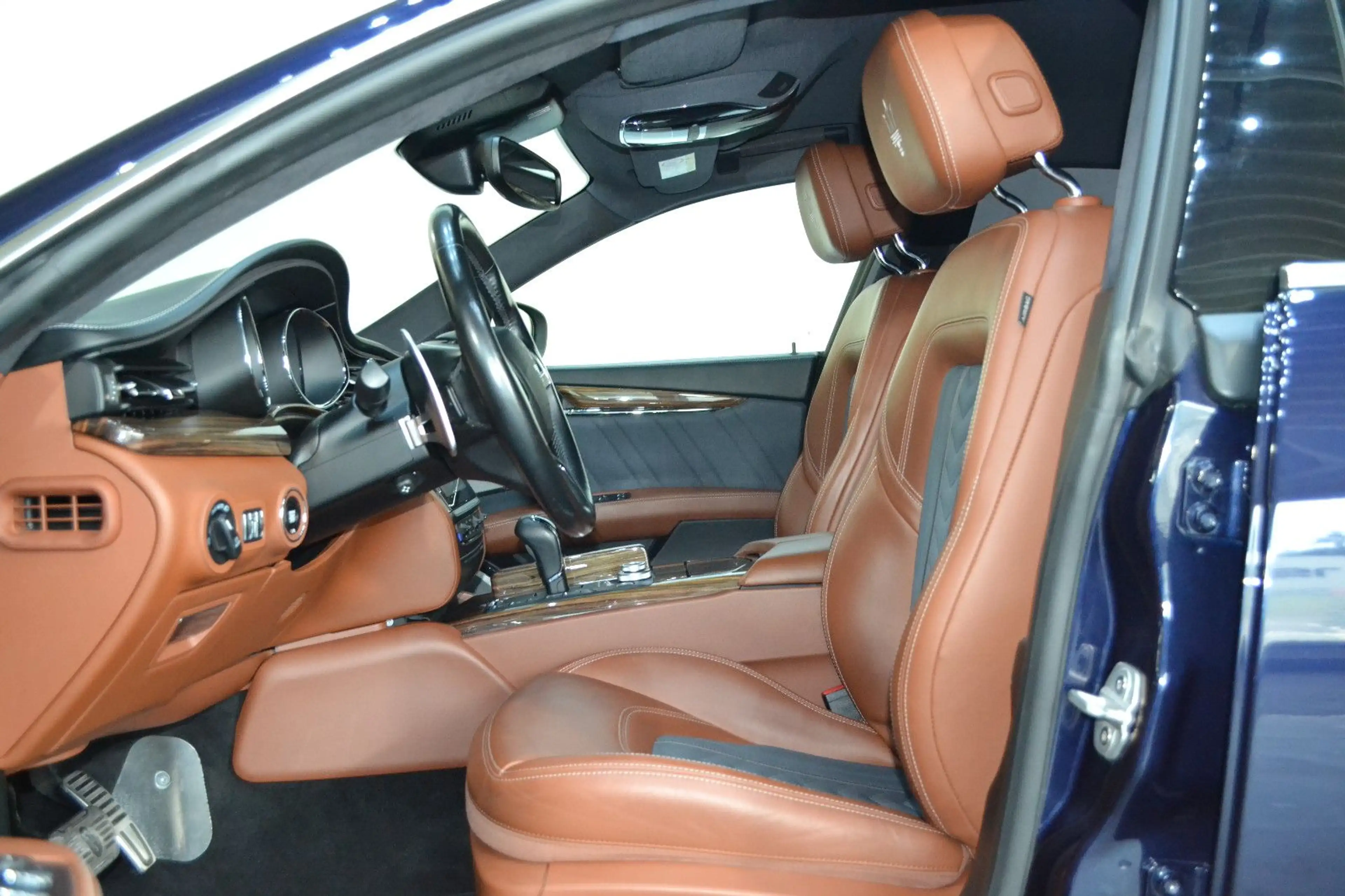 Maserati Quattroporte Gran Lusso SQ4*2Hand*Matrix*Deutsch — photo 7