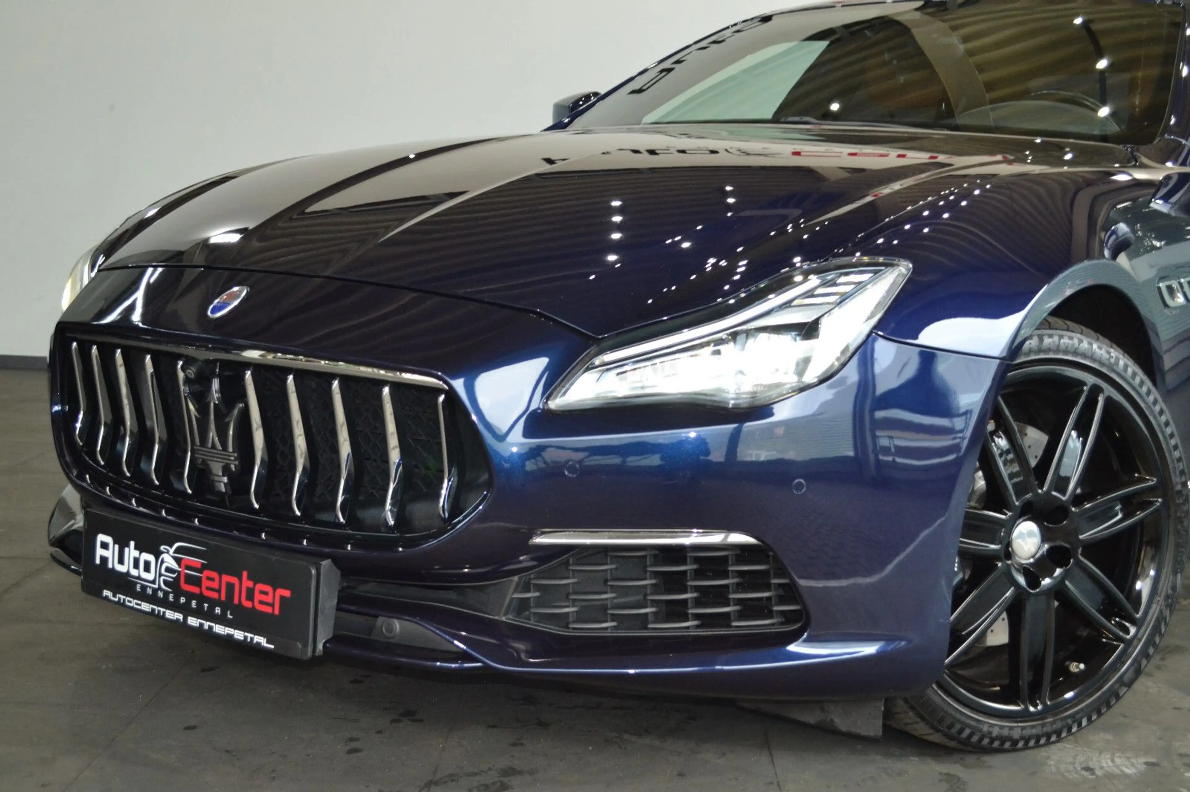 Maserati Quattroporte Gran Lusso SQ4*2Hand*Matrix*Deutsch — photo 5